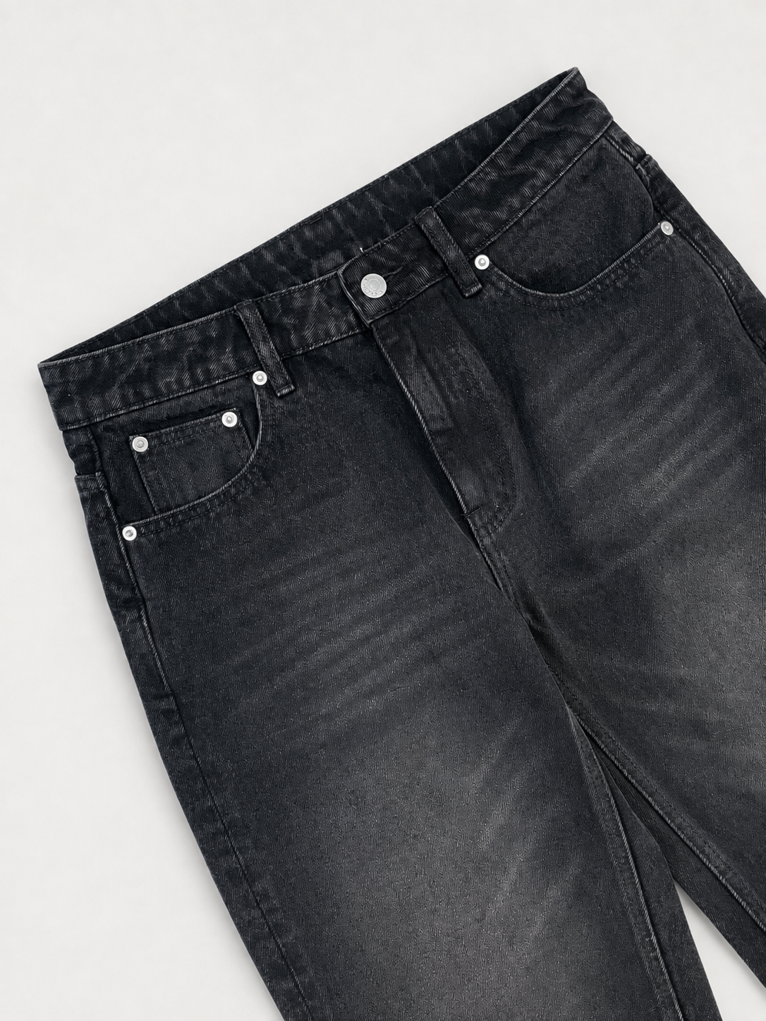 EVERYDAY STRAIGHT LEG DENIM WASHED BLACK